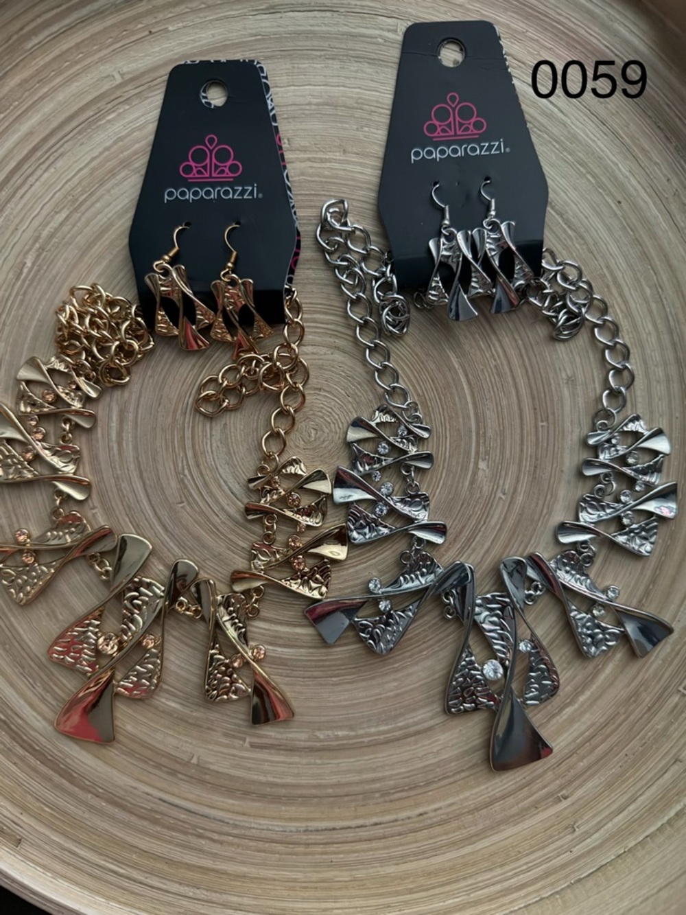 0059 Set - Paparazzi Sculpted Necklace and Earrings - Gold & Silver